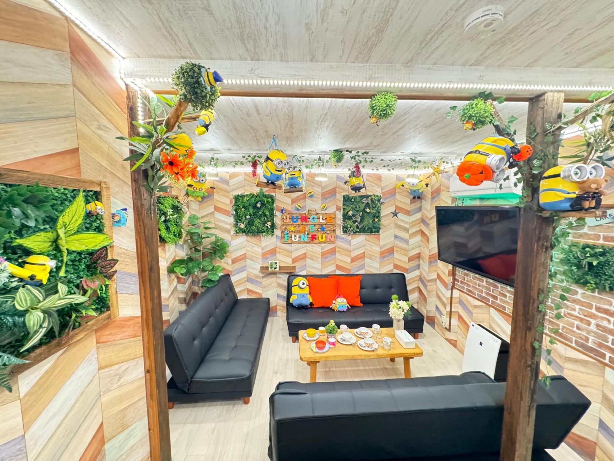 New Open Hotel Jungle Fun Fun J5 Coin Parking 500Yen For 24Hours Usj10 Minutes Oszaka Kültér fotó